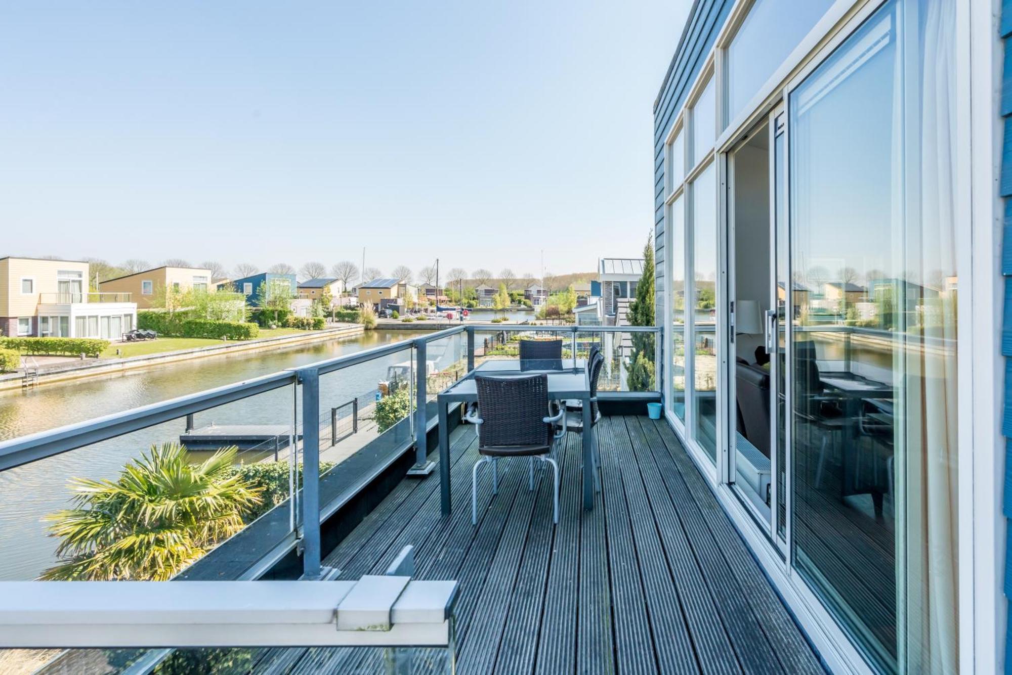 Nautic Rentals - Marinapark Oude-Tonge المظهر الخارجي الصورة