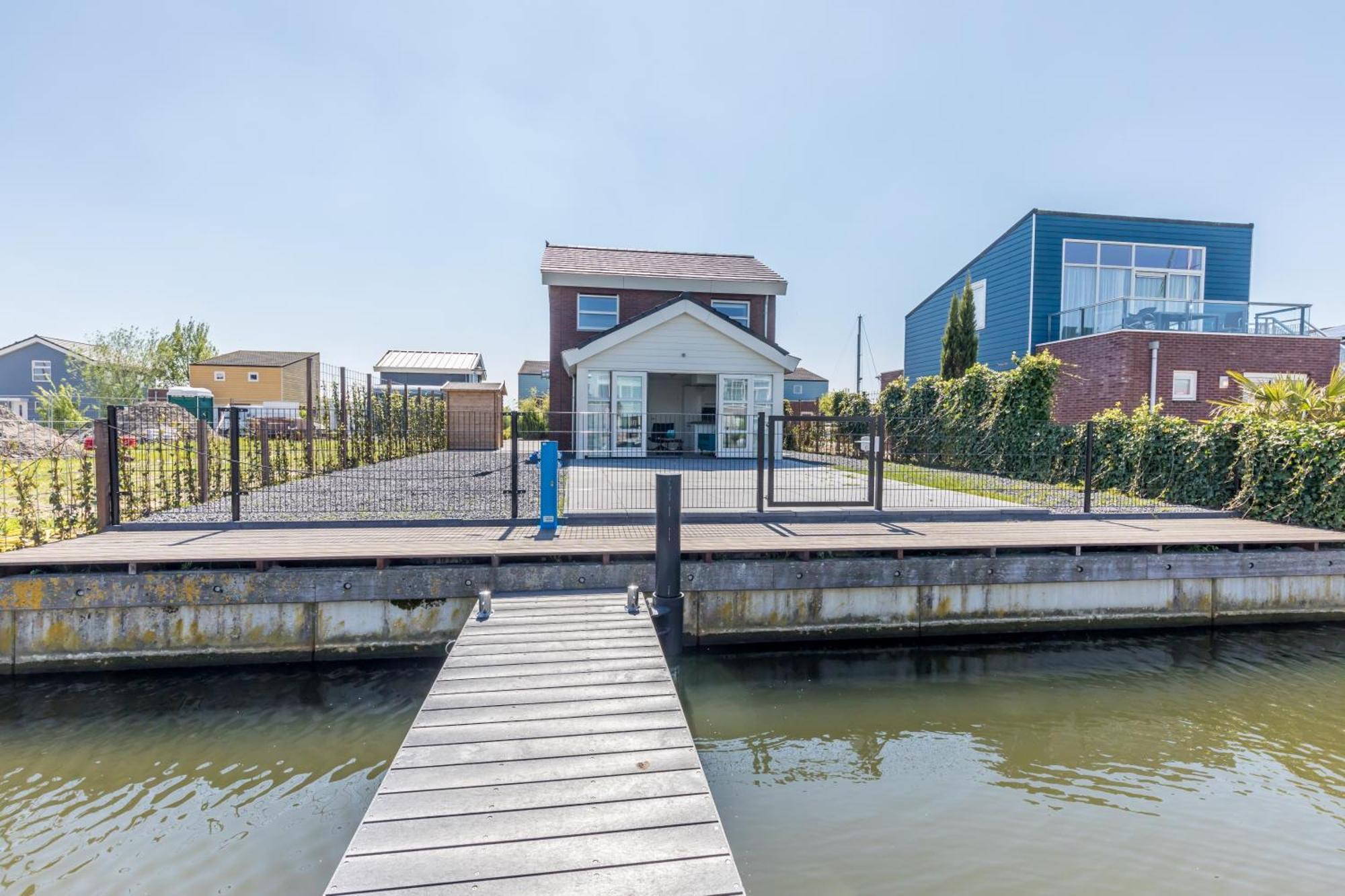 Nautic Rentals - Marinapark Oude-Tonge المظهر الخارجي الصورة